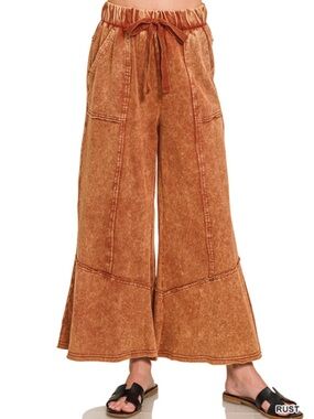 162 ❤️ ZENANA rust EXPOSED-SEAM FLARE
HEM PANTS WITH POCKETS